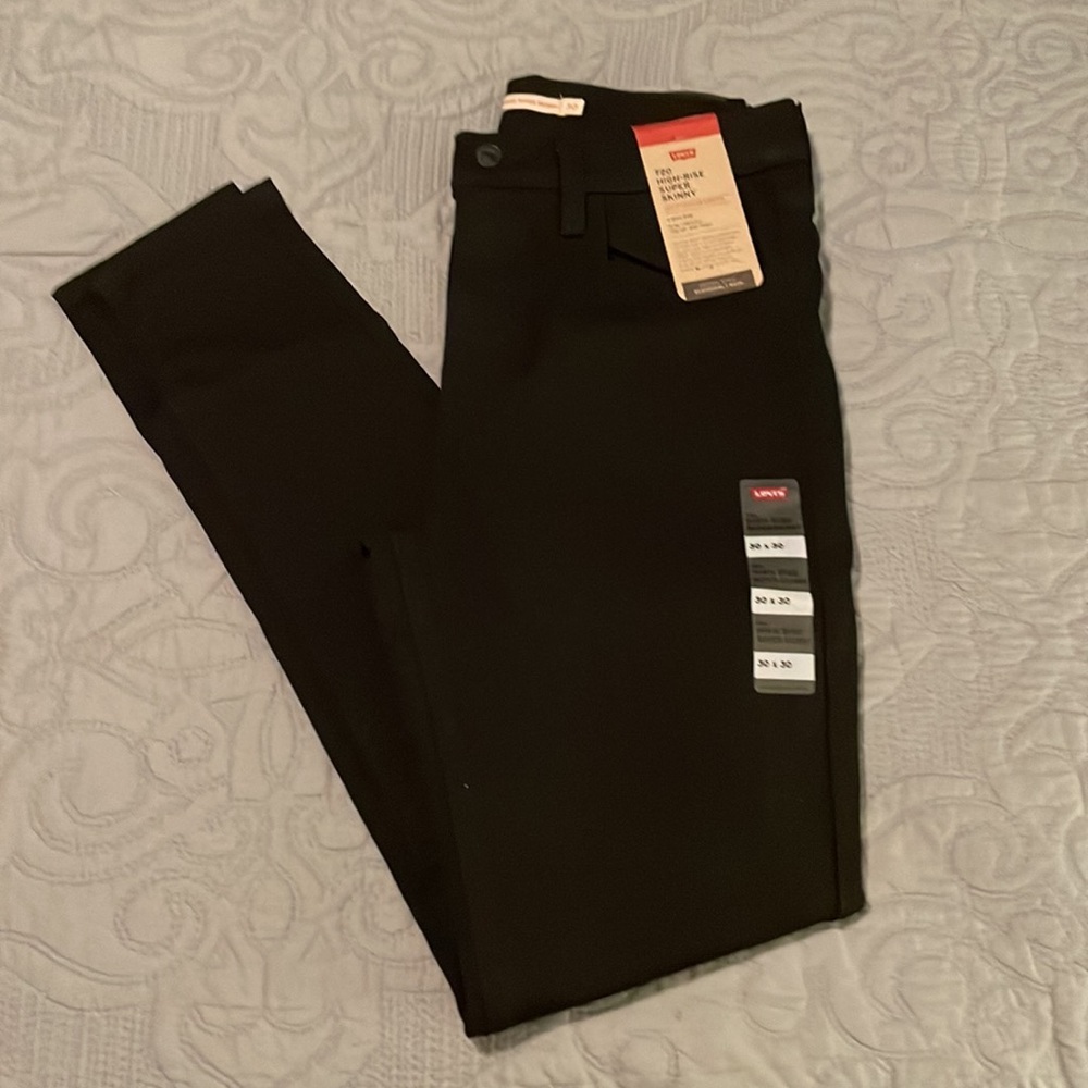 Levi’s 30 x 30 High Rise Super Skinny 720 Black Jeans